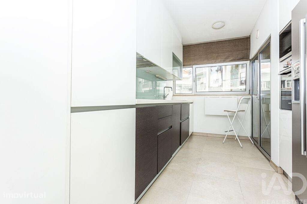 Apartamento T1 em Algés, Linda-a-Velha e Cruz Quebrada-Dafundo - Grande imagem: 4/23