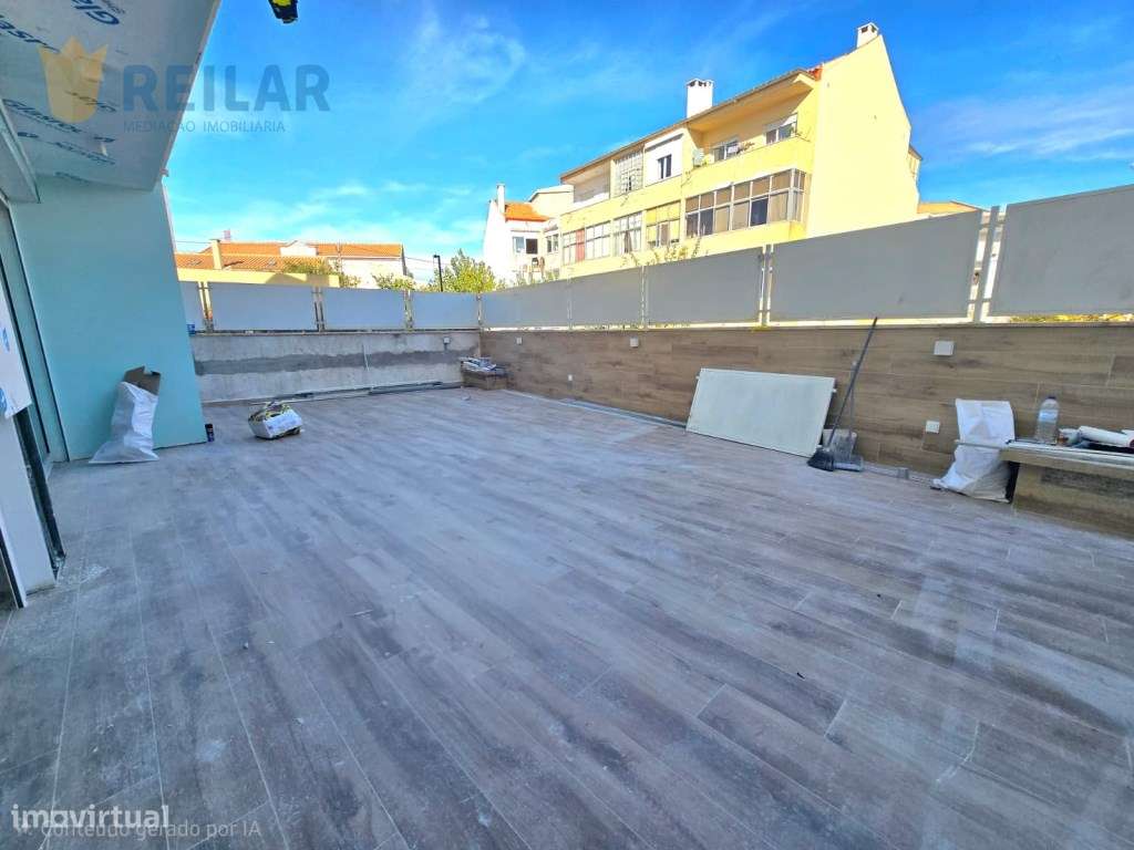 Santa Iria da Azóia - T3 Remodelado-23