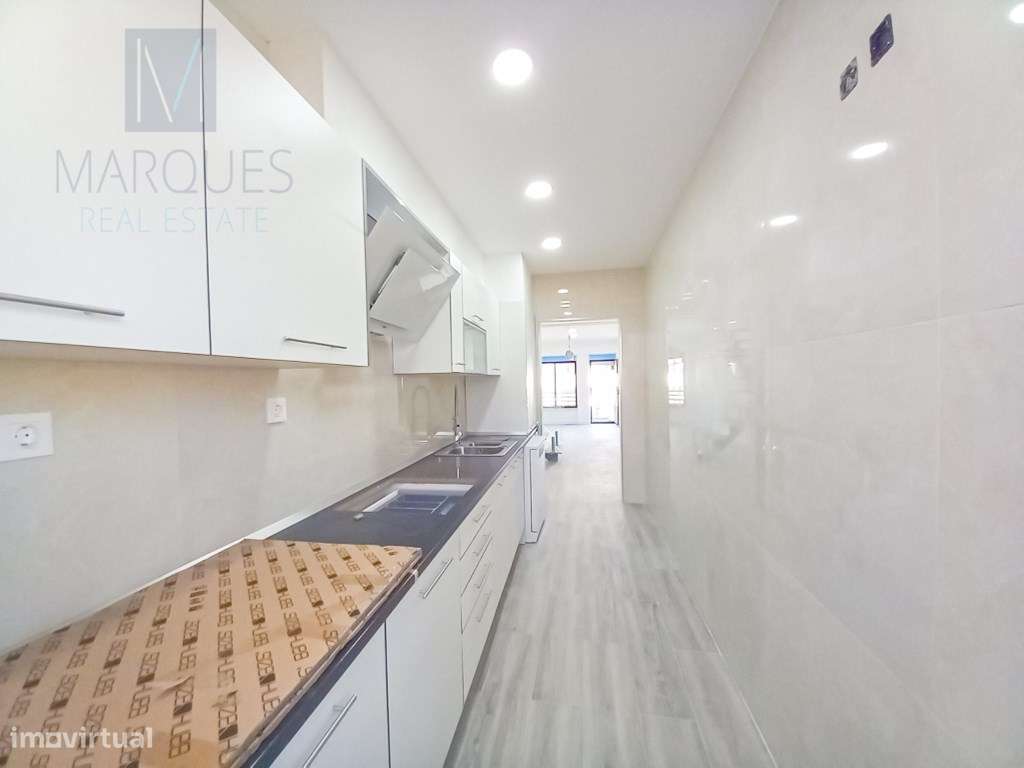 Apartamento T3 Duplex com garagem na Costa de Caparica-6