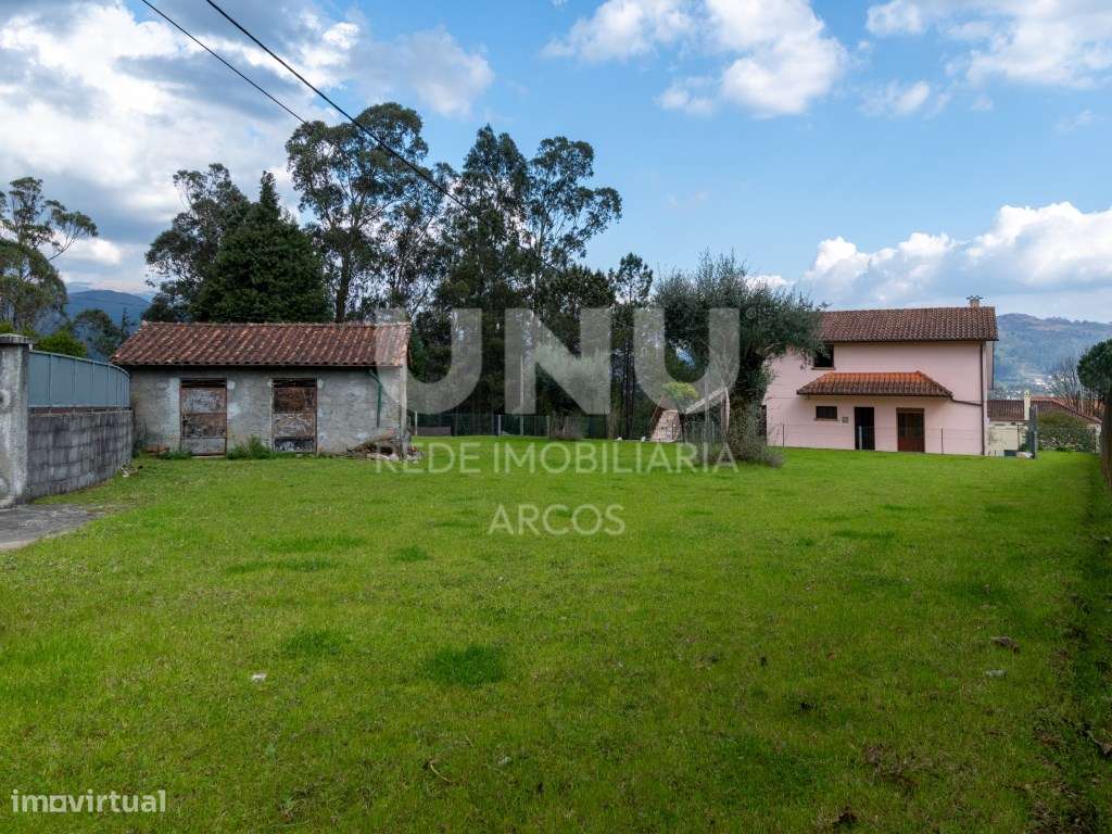 Moradia Bi-Familiar-36