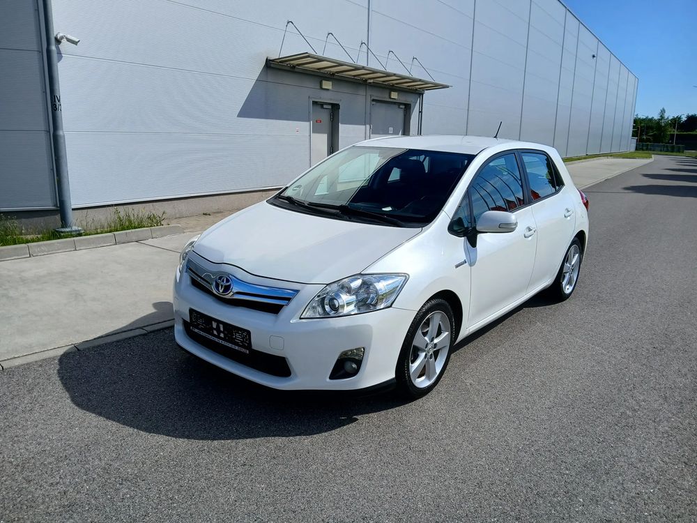 Toyota Auris I (2006-2012) 2011