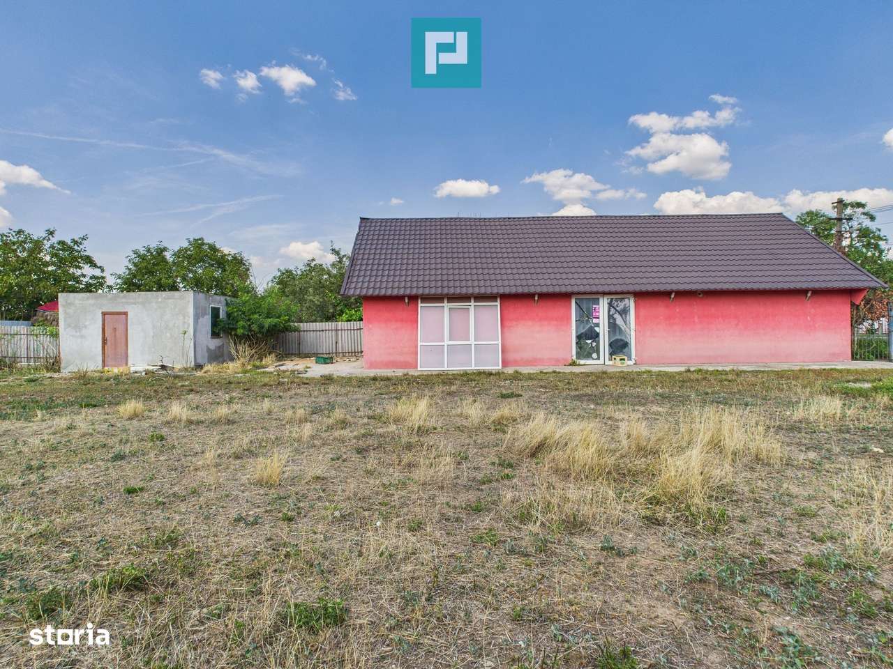 Casă/spațiu comercial pe DN79 în Zimandu Nou - Imagine principală: 1/20