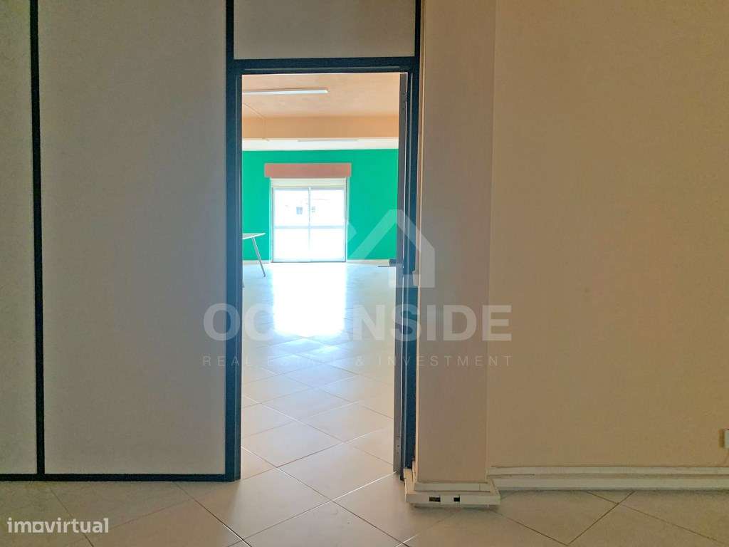 Escritórios/Salas para arrendamento na Pontinha - Grande imagem: 4/8