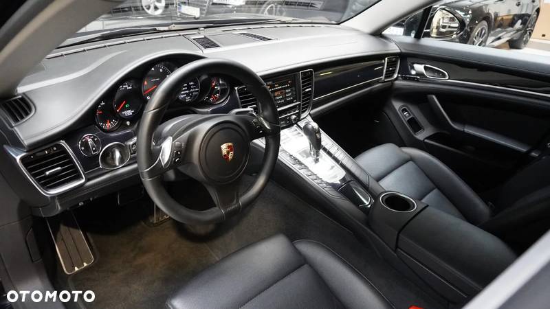 Porsche Panamera 4S PDK - 6