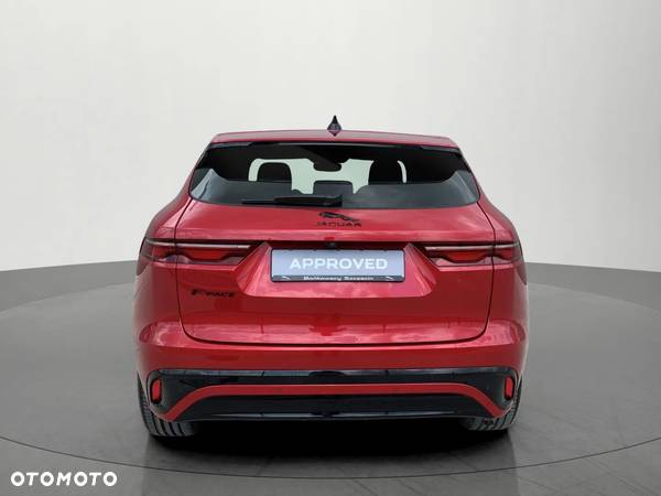 Jaguar F-Pace - 10