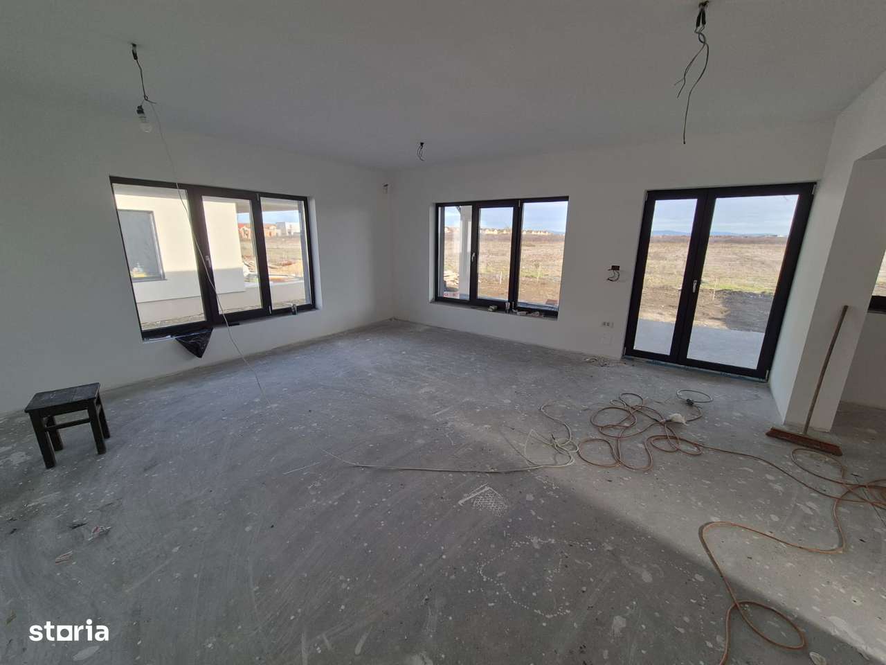 Casă la sol, Via Carmina – 130 mp utili, materiale premium, comision 0 - Imagine principală: 3/12