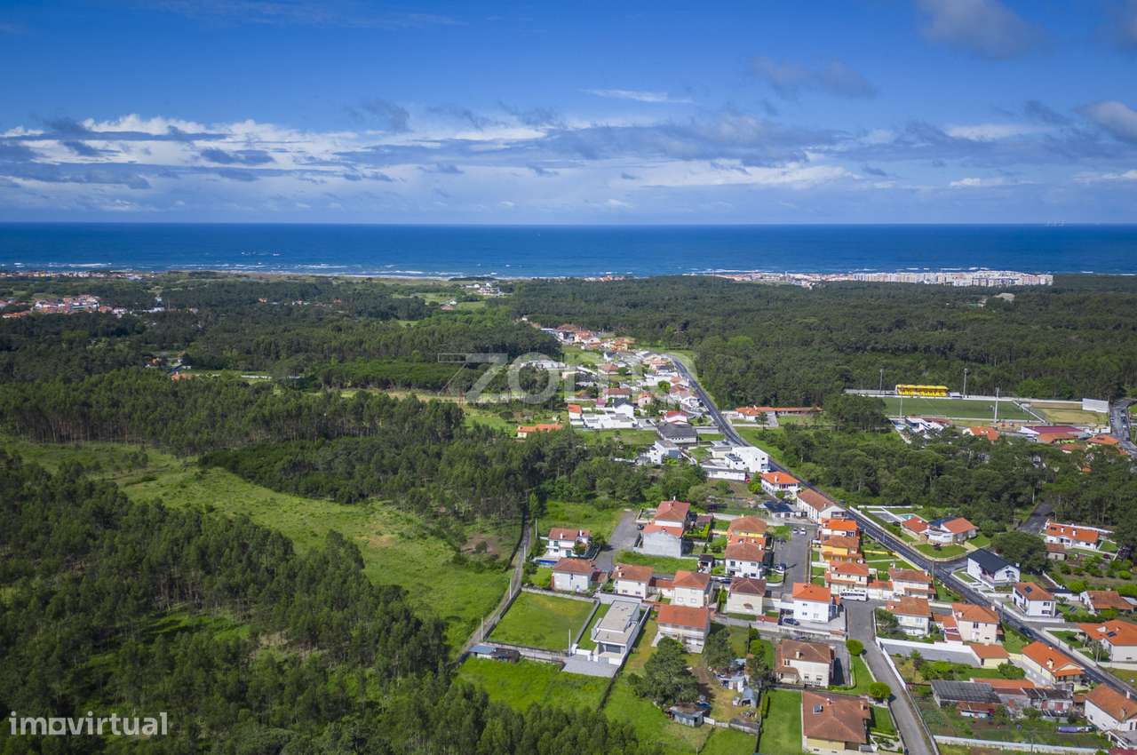 Moradia T3 Térrea em lote de 530 m2 em Chafé, Viana Castelo - Grande imagem: 2/44