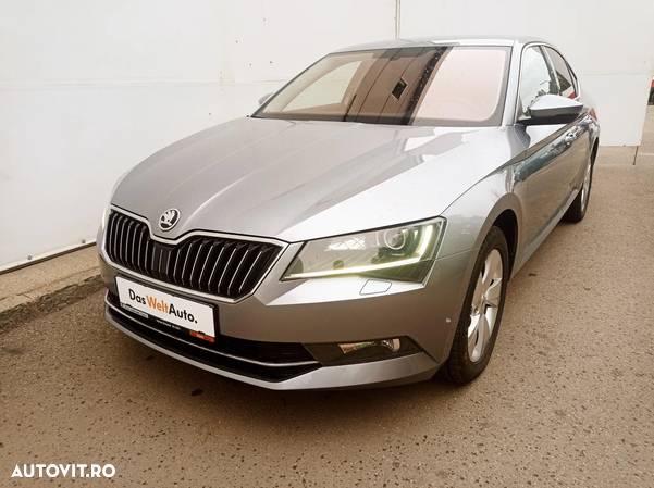 Skoda Superb 2.0 TDI Ambition - 26