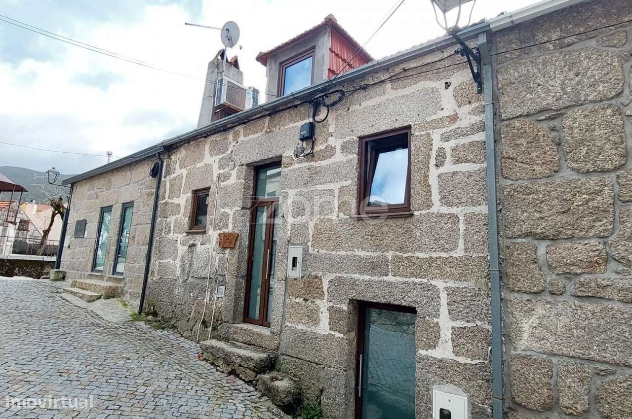 Moradia 4 suites no Sabugueiro- Serra da Estrela - Grande imagem: 4/49