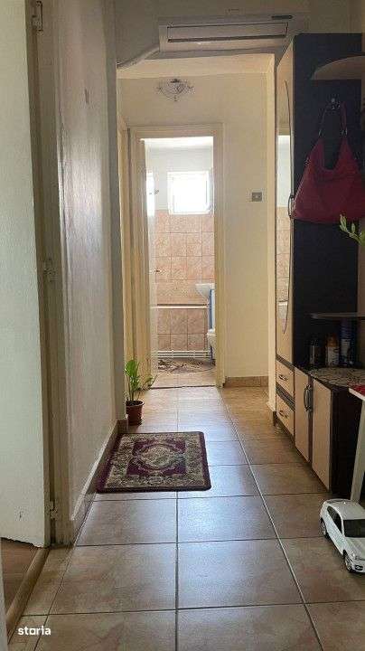 Apartament 3 camere confort 1 etaj 4 Obor - Imagine principală: 5/10