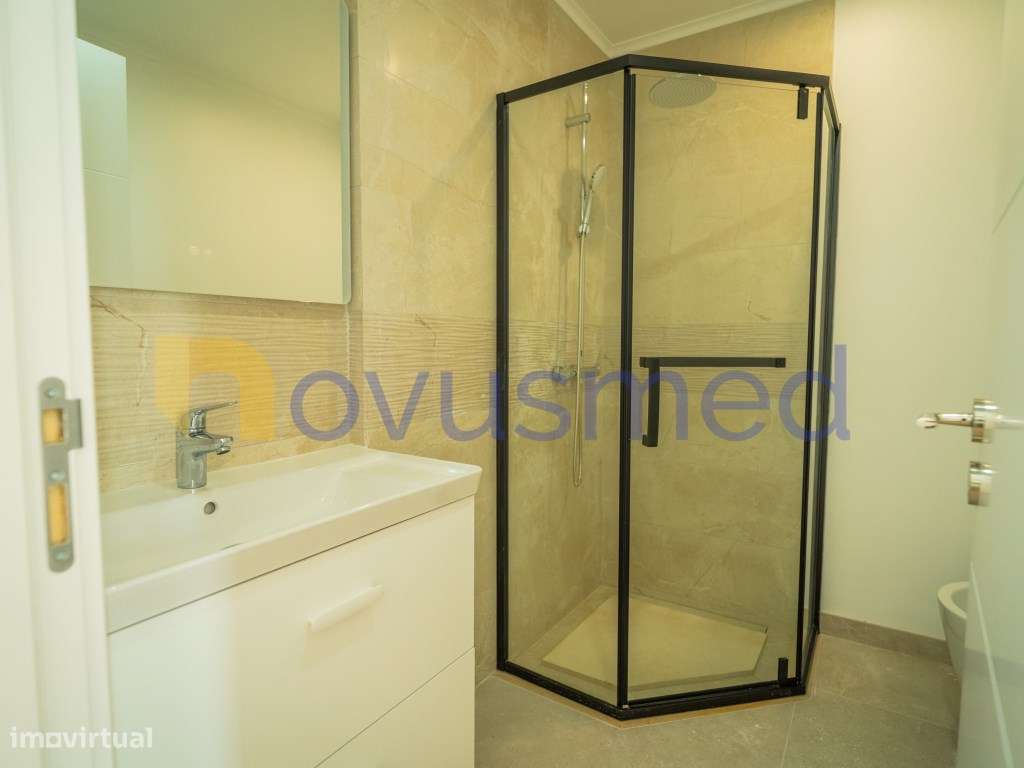 Moradia renovada com piscina e vistas panorâmicas sobre Albufeira e...-34
