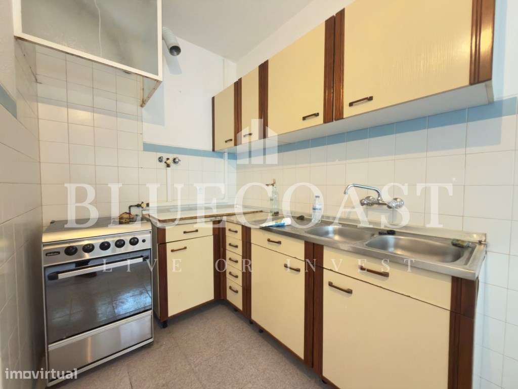 Apartamento de 4 assoalhadas com Excelente Localização e Ampla Ofer...-10