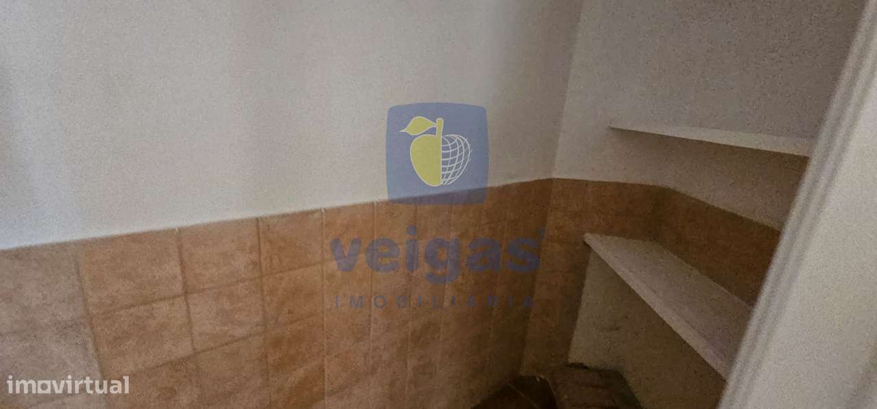 Apartamento T2 transf. em T3 Tapada das Mercês-14