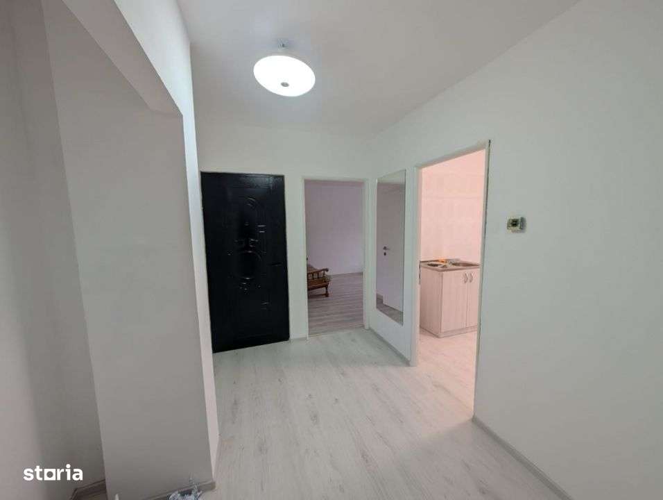 Zona Nord- bloc din 1986- Ap. 2 camere decomandate, etaj intermediar-7