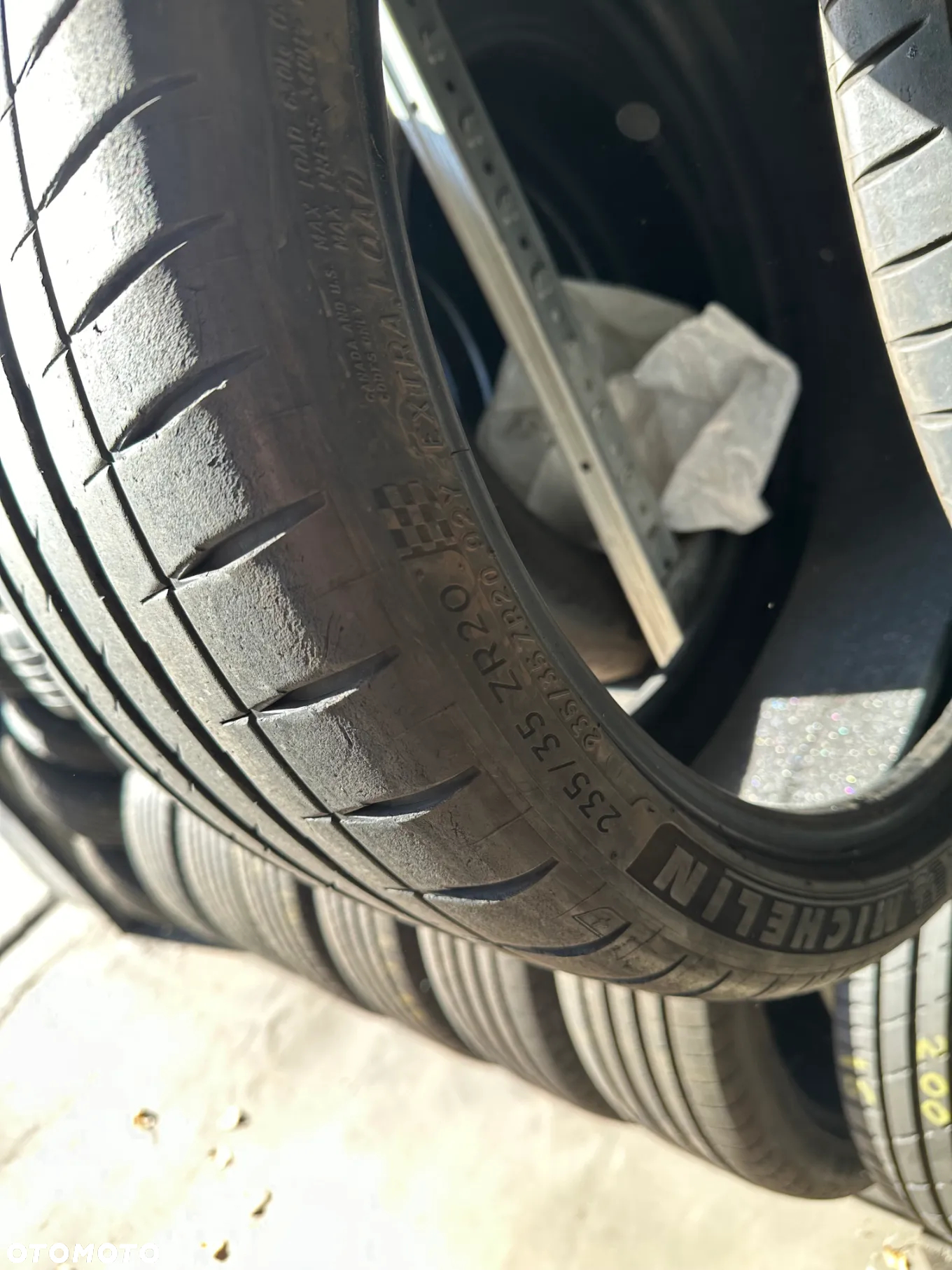 235/35x20 Michelin - 3