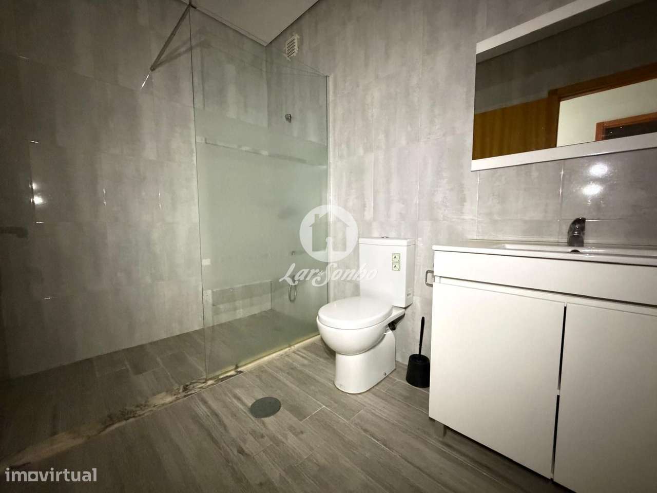 Moradia T2+T2  Remodelada em Azurara, Vila do Conde-6