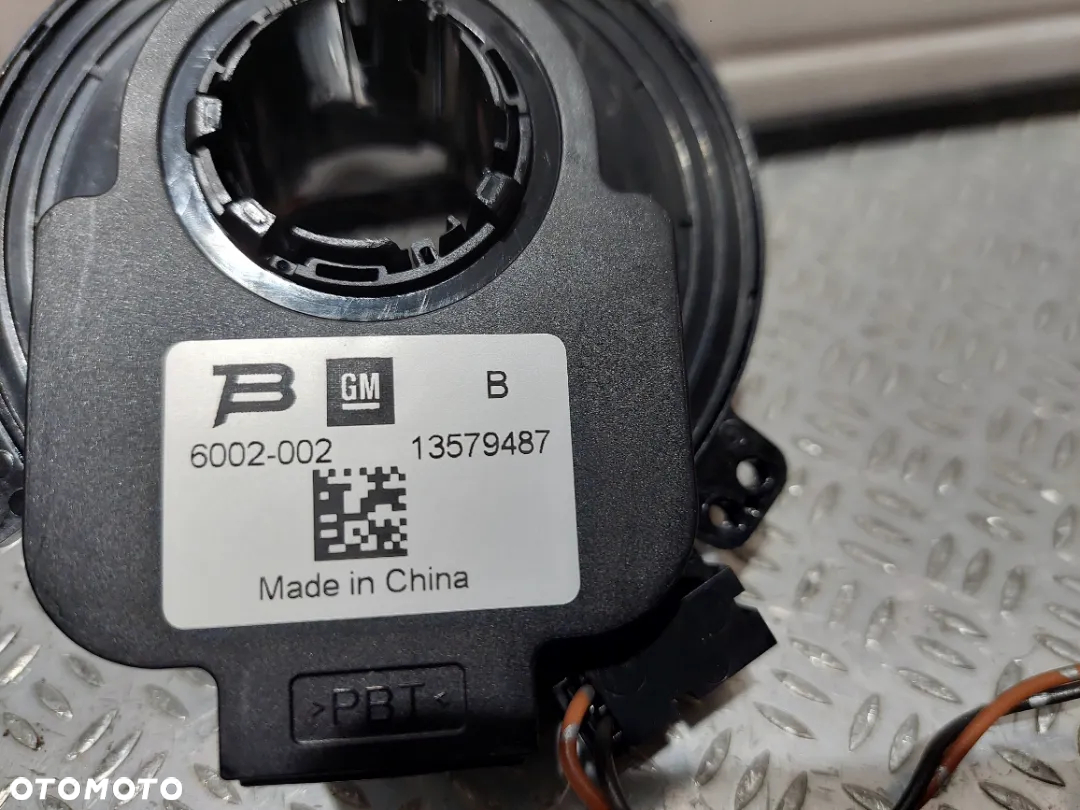 TAŚMA ZWIJAK CZUJNIK KĄTA AIR BAG OPEL MERIVA B NR 13579487 - 2