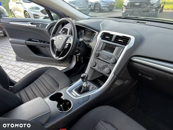 Ford Mondeo 1.5 EcoBoost Ambiente - 11