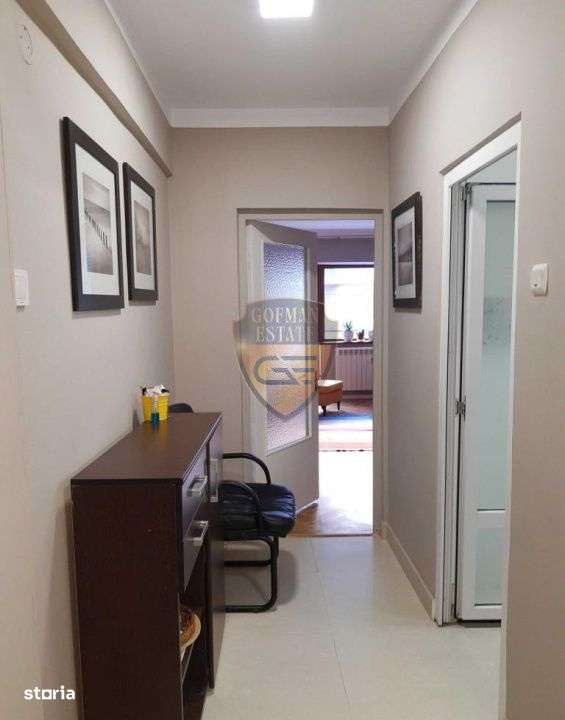 3 camere, Ultracentral la 200 m de plaja ,balcon,  jardiniera, renovat - Imagine principală: 4/7