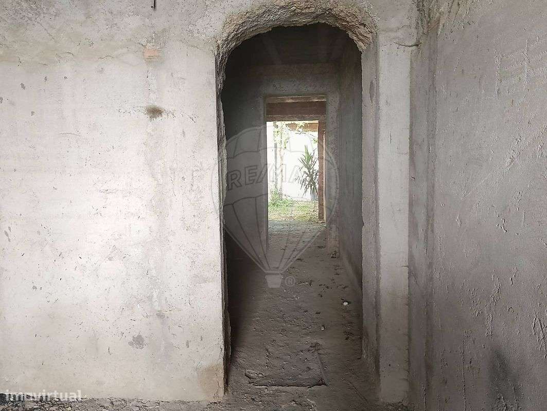 Moradia T2 para venda-5