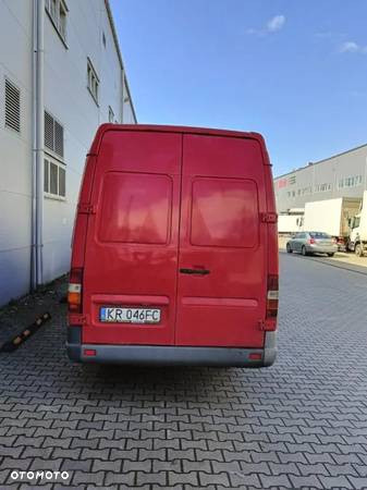 Mercedes-Benz Sprinter - 4