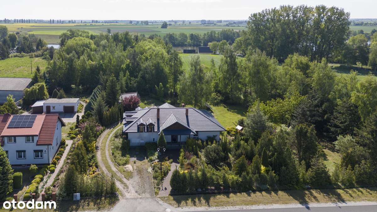 Dom w Łopiennie - idealne miejsce dla rodziny!-0