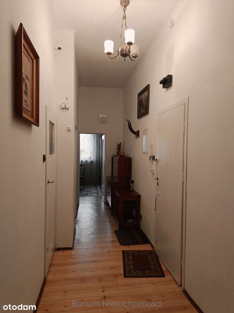 Na sprzedaż trzy pokojowe mieszkanie w Ząbkowicach-13