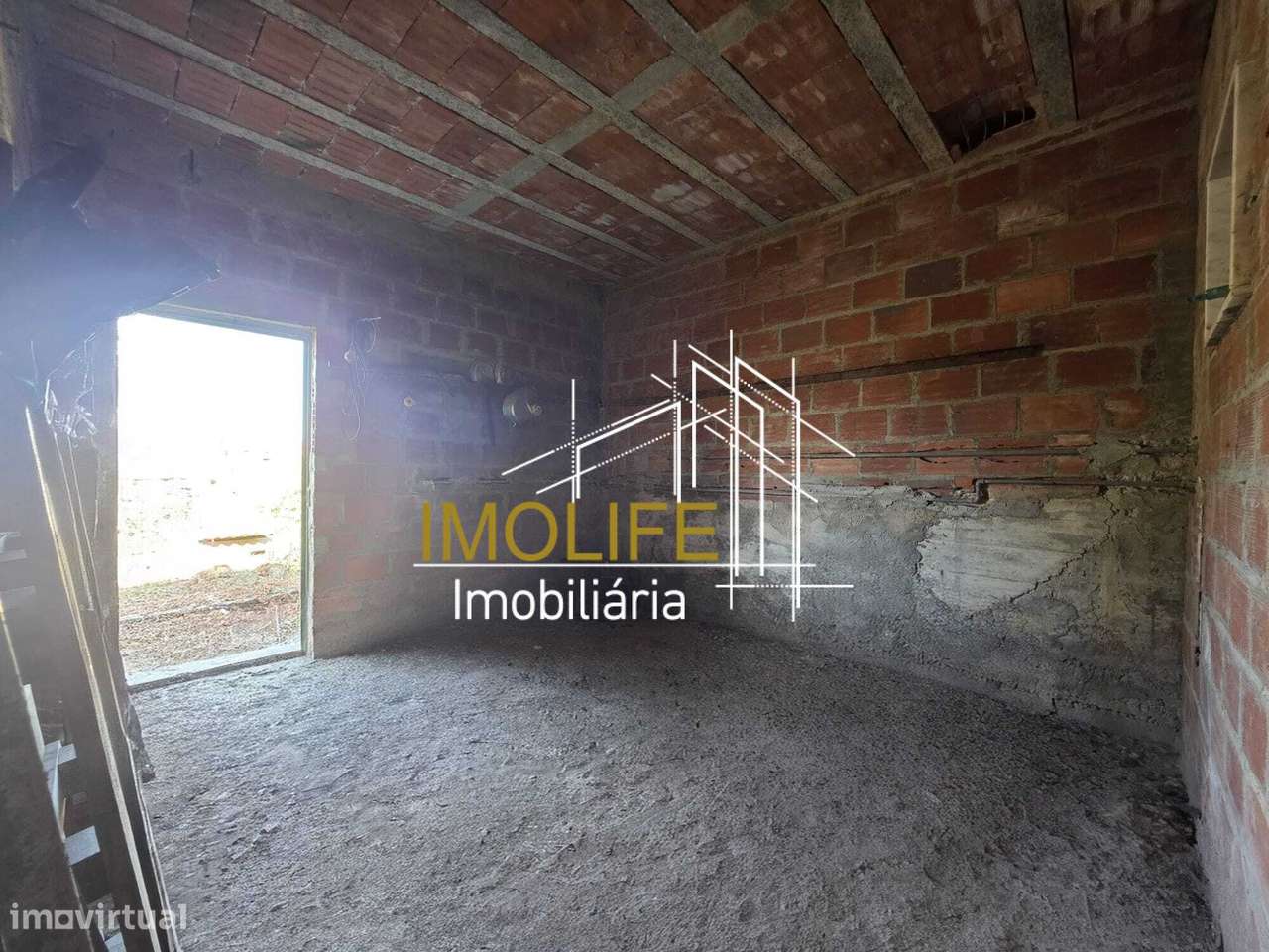 Terreno Urbano para construção de Moradia - Camarões - Grande imagem: 4/21