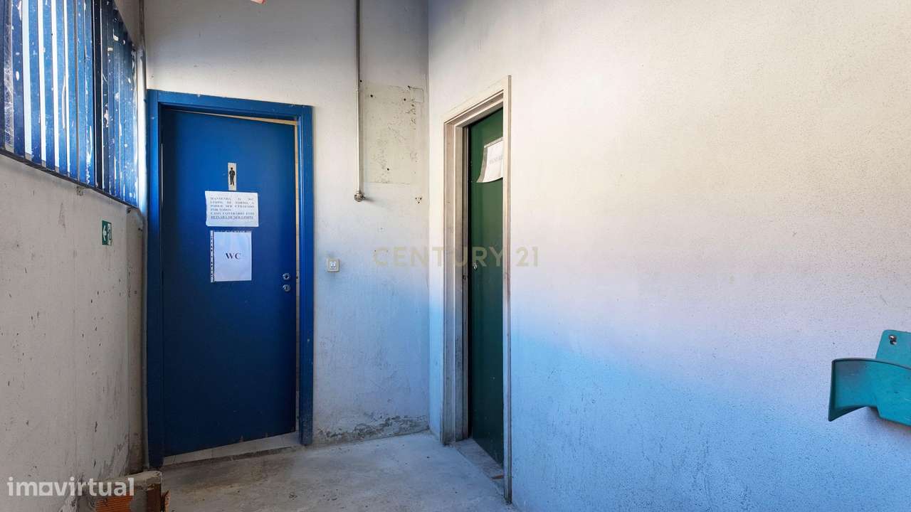 Armazem - Vila Nova Telha - Junto ao Aeroporto - Grande imagem: 3/18