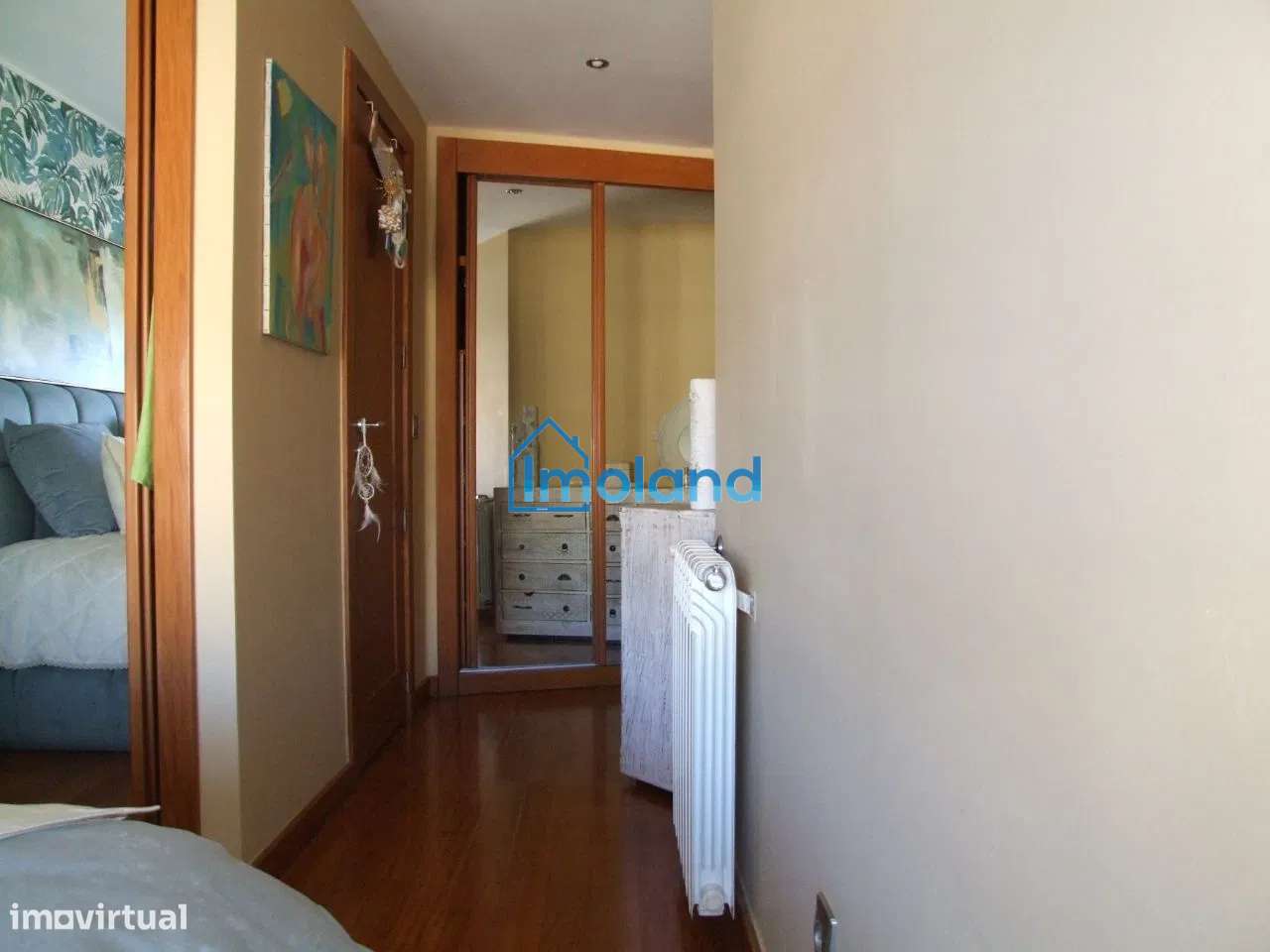 Apartamento T3 com Terraço e 3 Casas de Banho-14