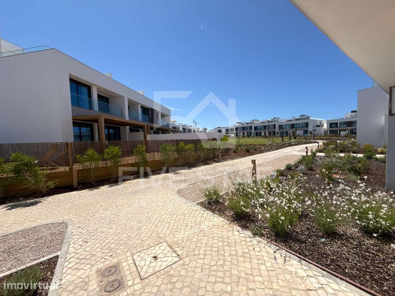 T3 Novo - Jardim e piscina privativa - Porto Covo Village-23
