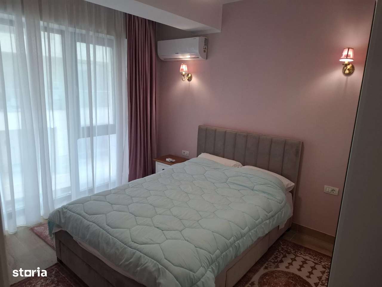 Apartament in centrul Statiunii Mamaia-Cazino-2 camere openspace - Imagine principală: 3/8