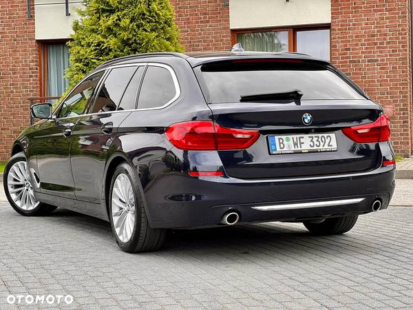 BMW Seria 5 520d Touring Luxury Line - 17