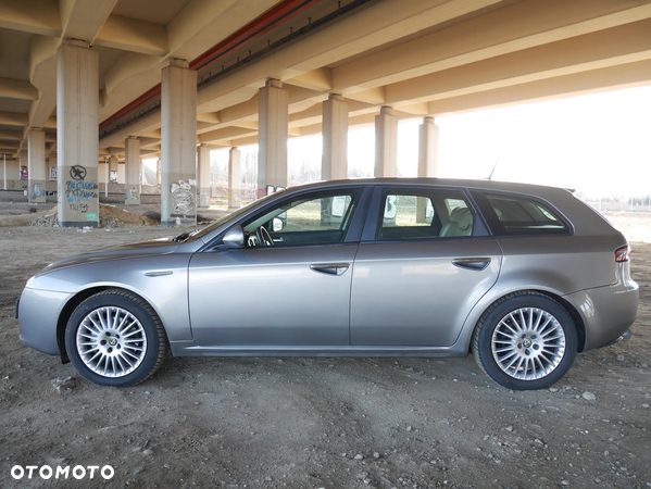 Alfa Romeo 159 - 7