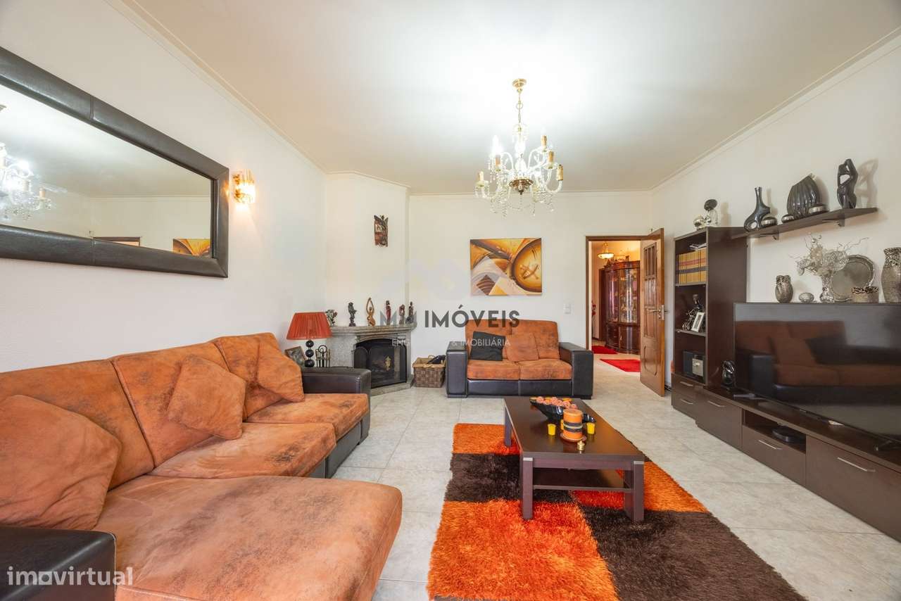 Andar Moradia T2+1 | Baguim do Monte | Jardim com Pomar | 2 Lugares de - Grande imagem: 5/39