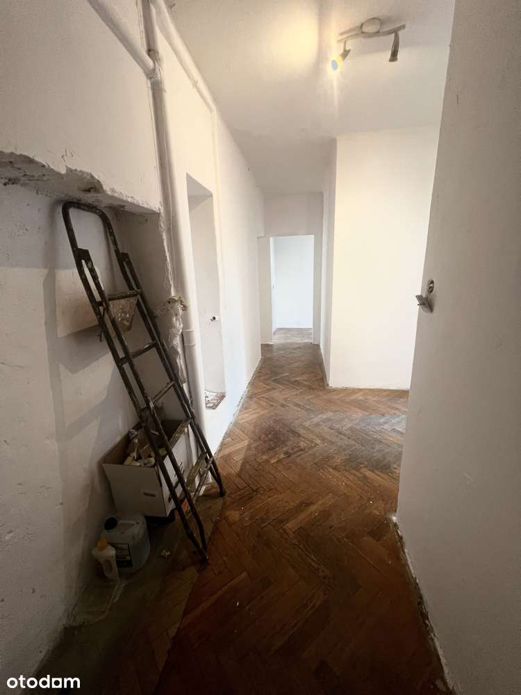 Zieleń, kultura, historia. Mieszkanie z potencjałem w sercu Huty.-5