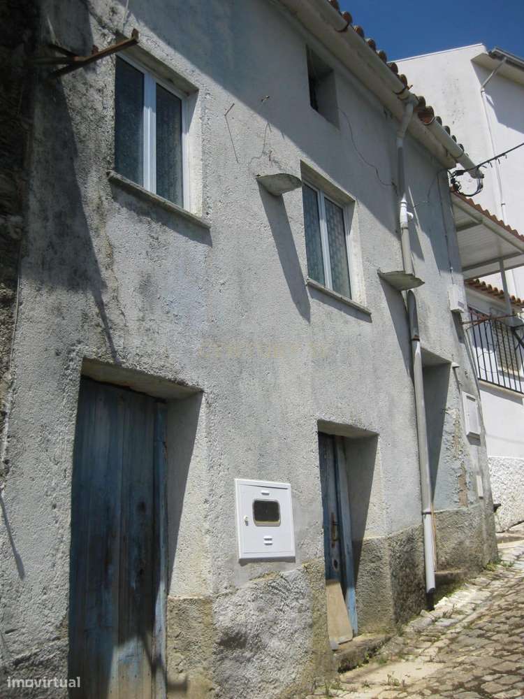 Oportunidade única em Vale Serrão-6