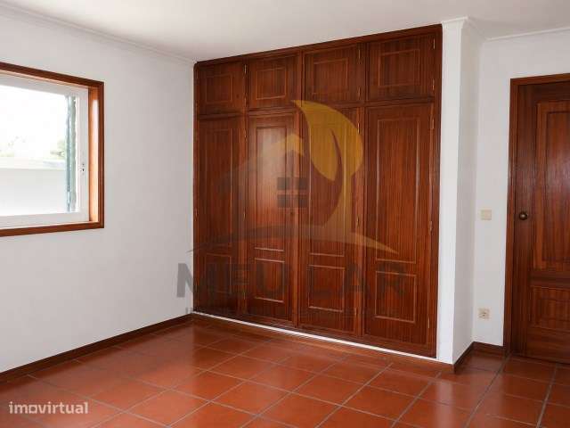 Moradia T4 + 2 Independe São Roque-32