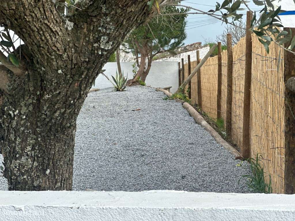 Moradia T2, inserida em lote com 1125 m2 com piscina, em Santiago M...-29