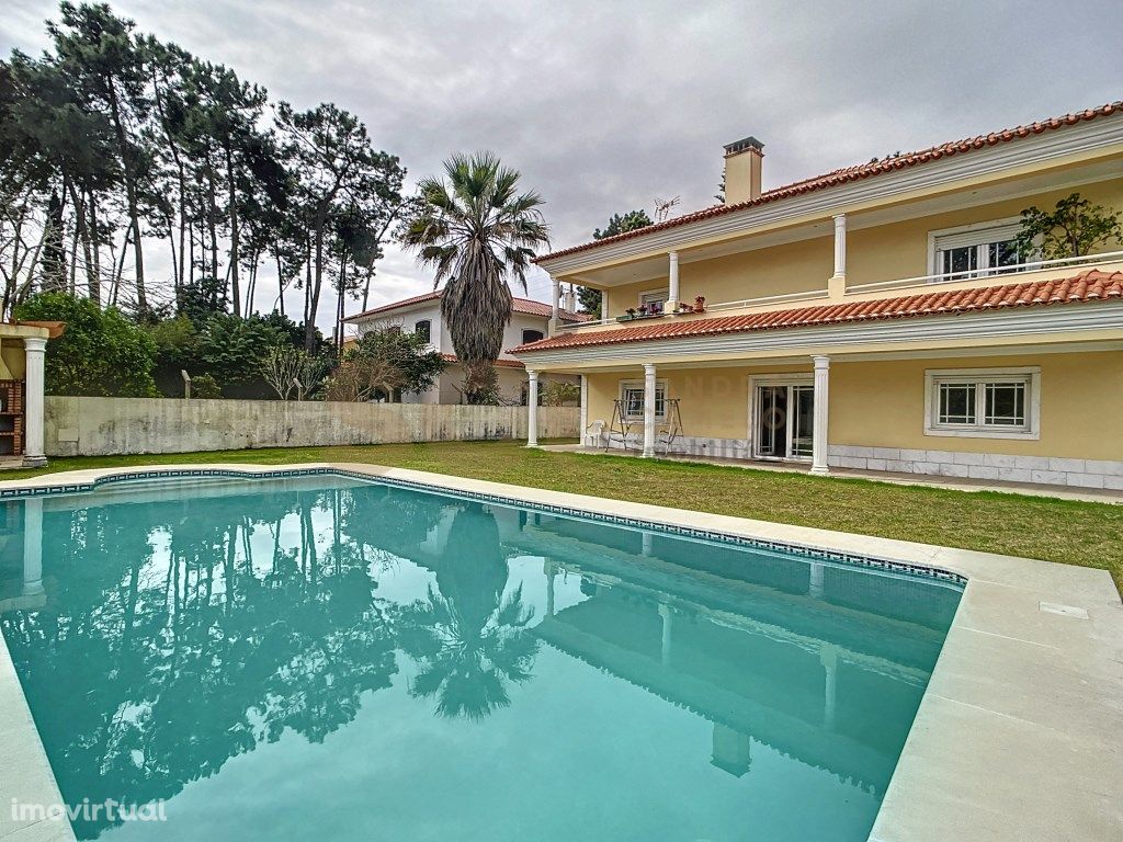 Moradia T5 Verdizela Piscina [ Lote 1075 m2 ]