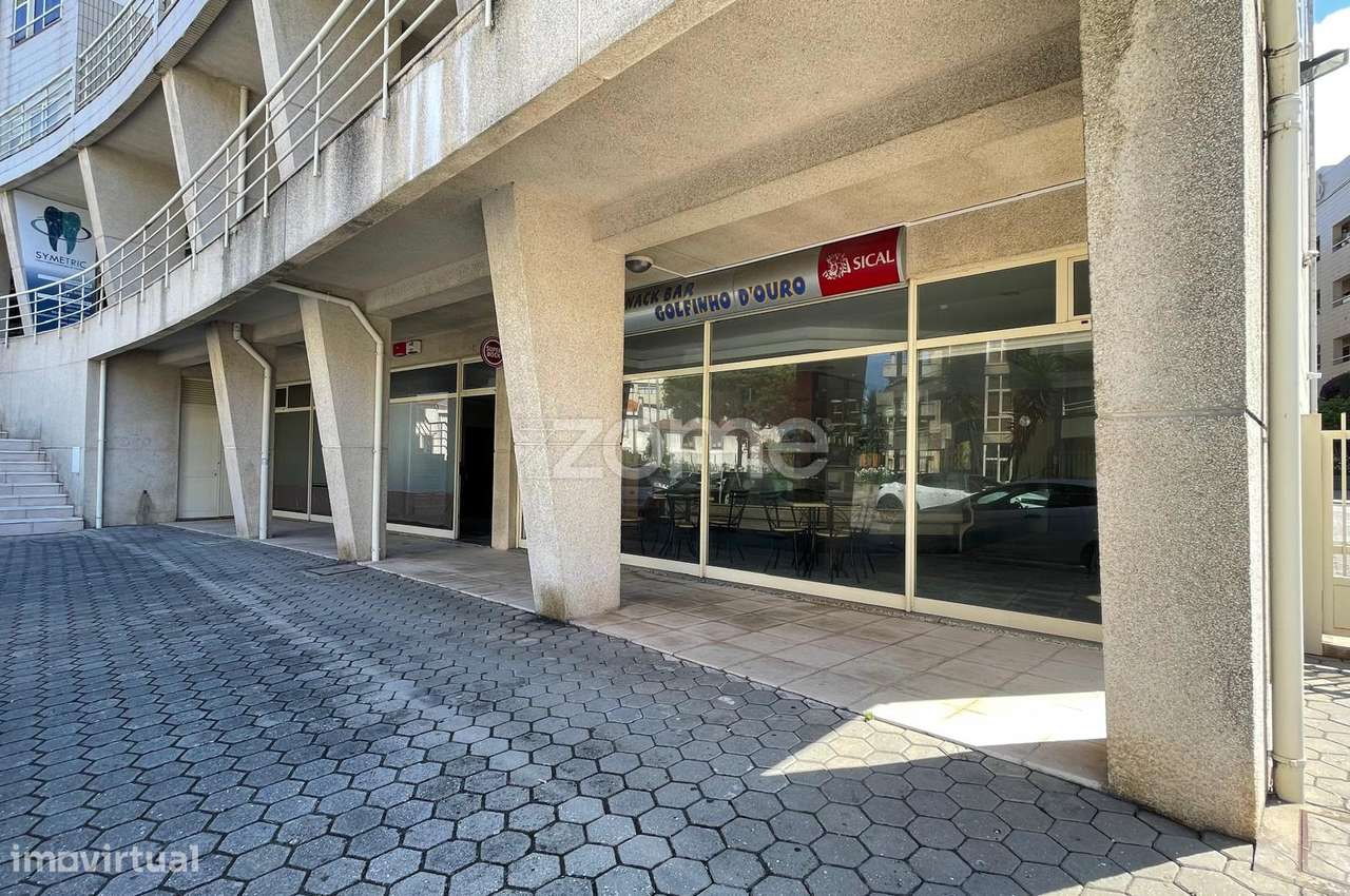 Loja com 190 m2, em Valadares, Vila Nova de Gaia. - Grande imagem: 4/45