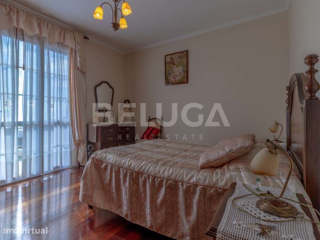 MORADIA T4 COM QUINTAL || URBANIZAÇÃO 'QUINTA DO FAIAL' (FUNCHAL)-32