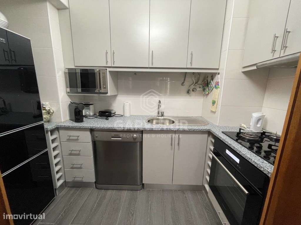 Apartamento T2 completamente renovado, Quarteira, Algarve - Grande imagem: 3/22