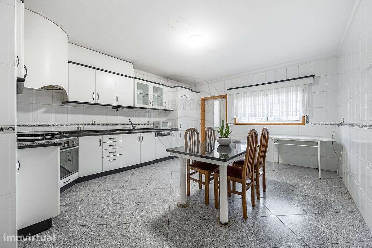 Moradia T4 para venda - Grande imagem: 4/27