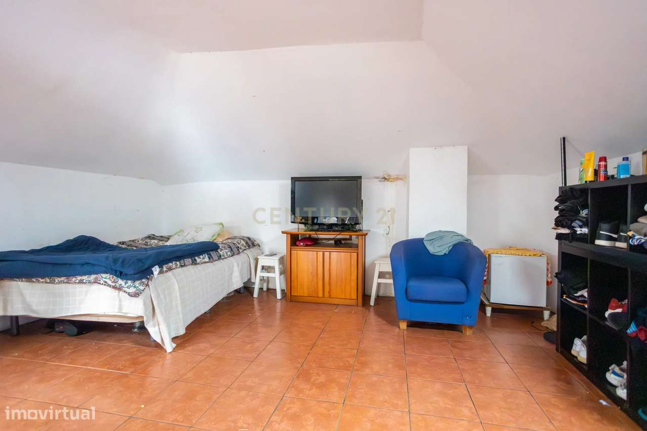 Moradia T3 Independente em Lote de 385 m² – Quinta do Conde, Sesimbra-20