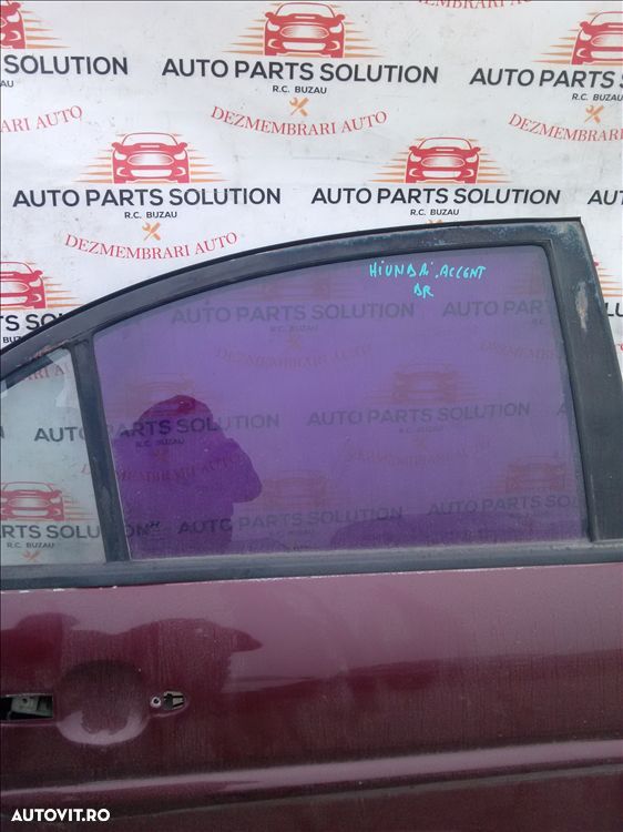 geam usa dreapta spate hyundai accent 2 2008 - 1