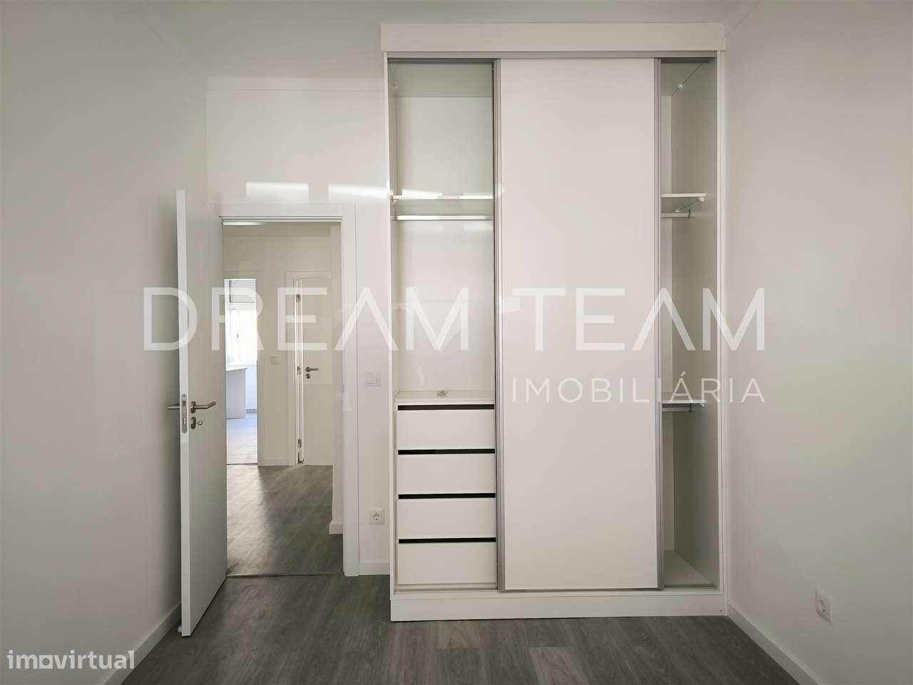 Apartamento T2, Alto do Seixalinho - Barreiro-24