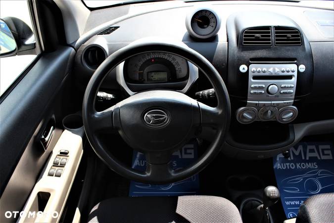 Daihatsu Sirion 1.3 - 21