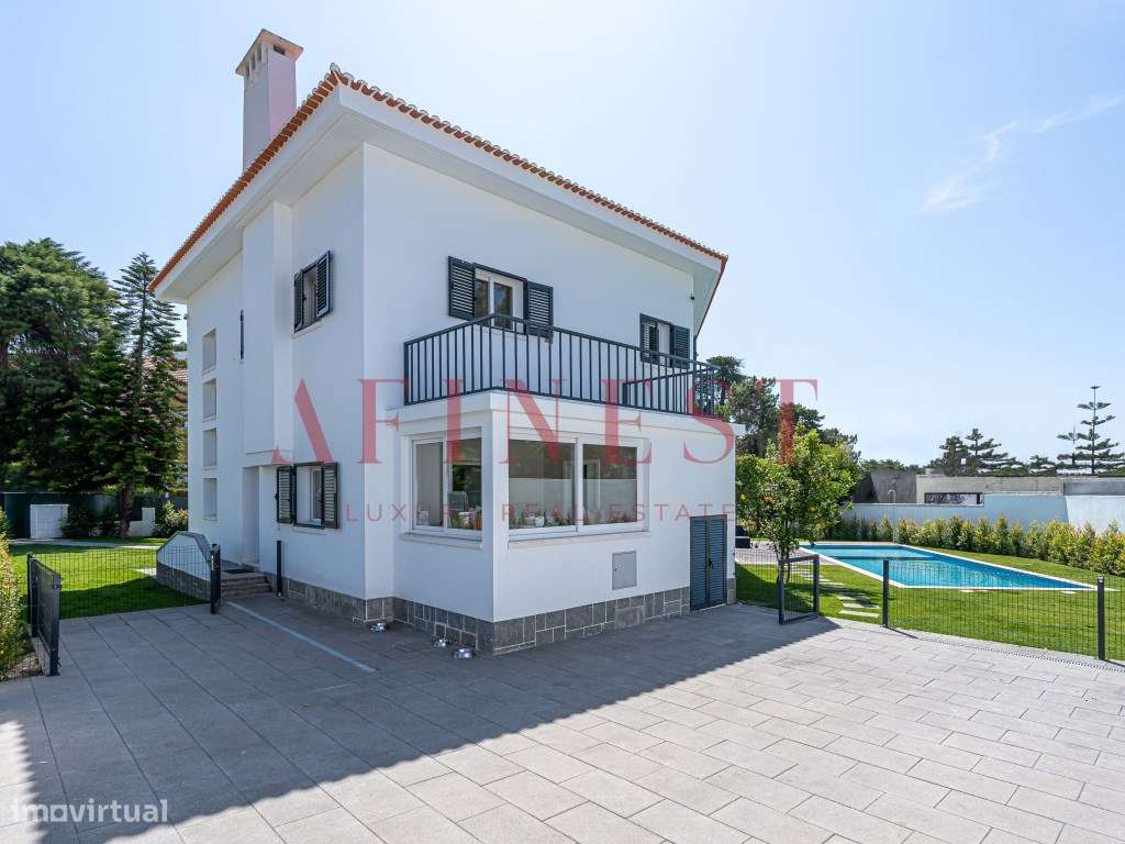 MORADIA T8 TOTALMENTE RECUPERADA NO ESTORIL - Grande imagem: 4/60