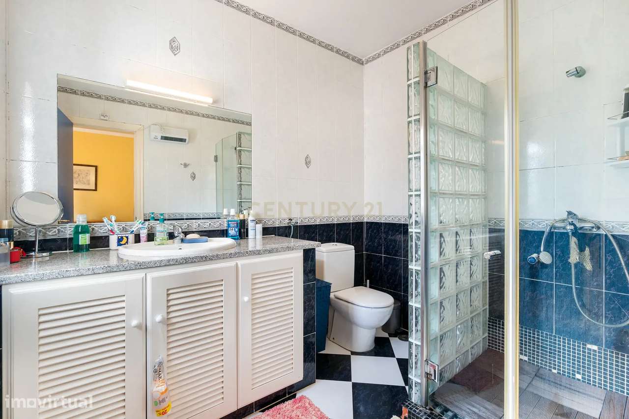 Moradia Isolada em Loulé, Algarve-25